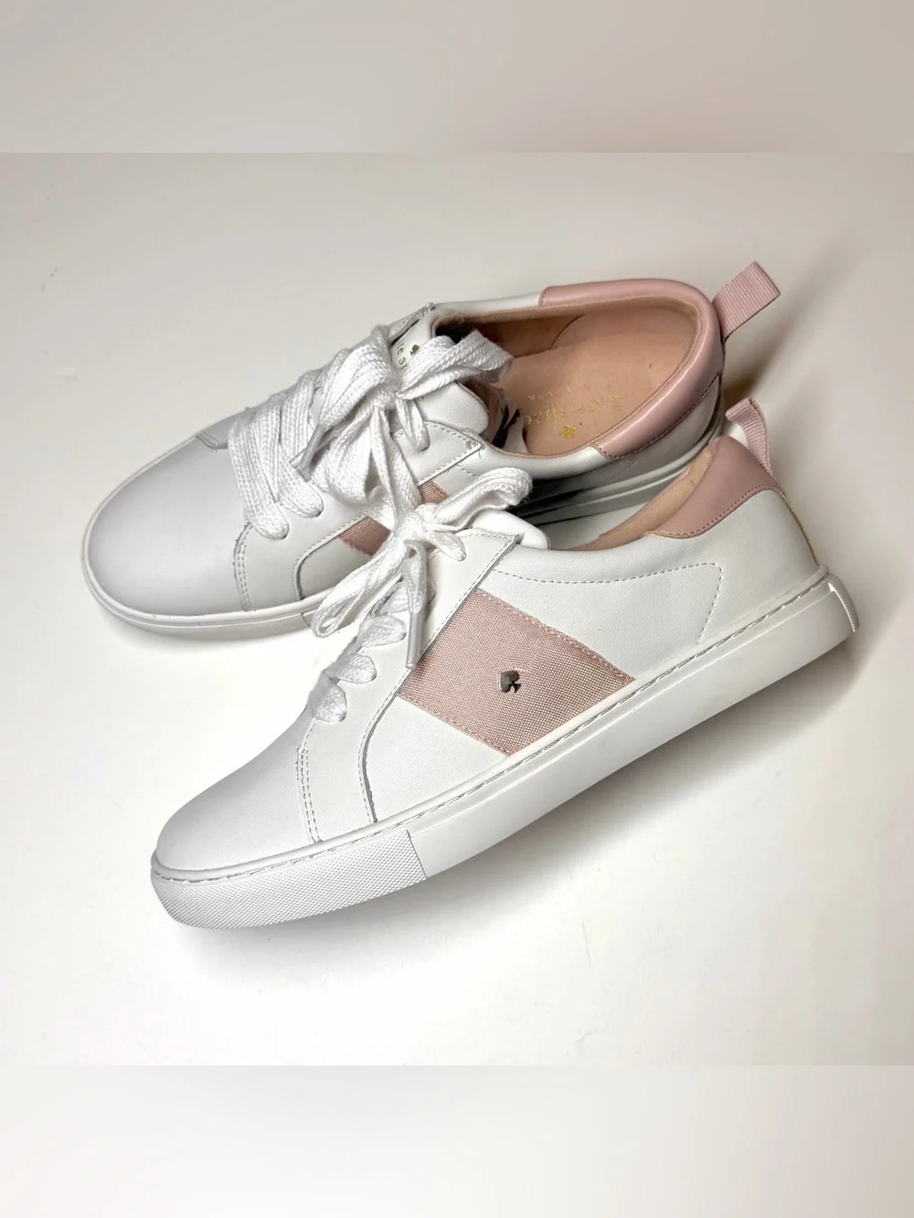 Kate Spade Women’s Iggy sneakers in optic white and rose smoke Size- 9.5 B